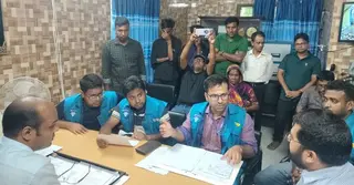 এখন টেলিভিশনে সংবাদ প্রচারের পর শ্যামনগর স্বাস্থ্য কমপ্লেক্সে দুদকের অভিযান